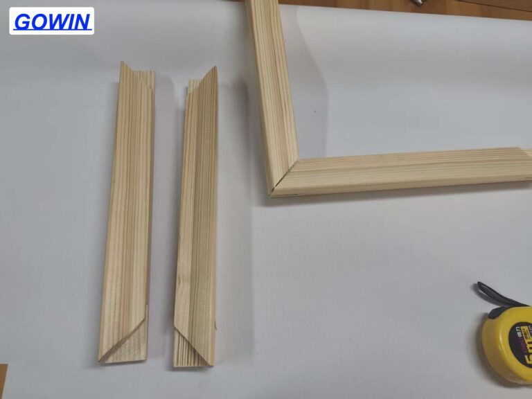 Standard stretcher bars hand assembly for DIY canvas frames